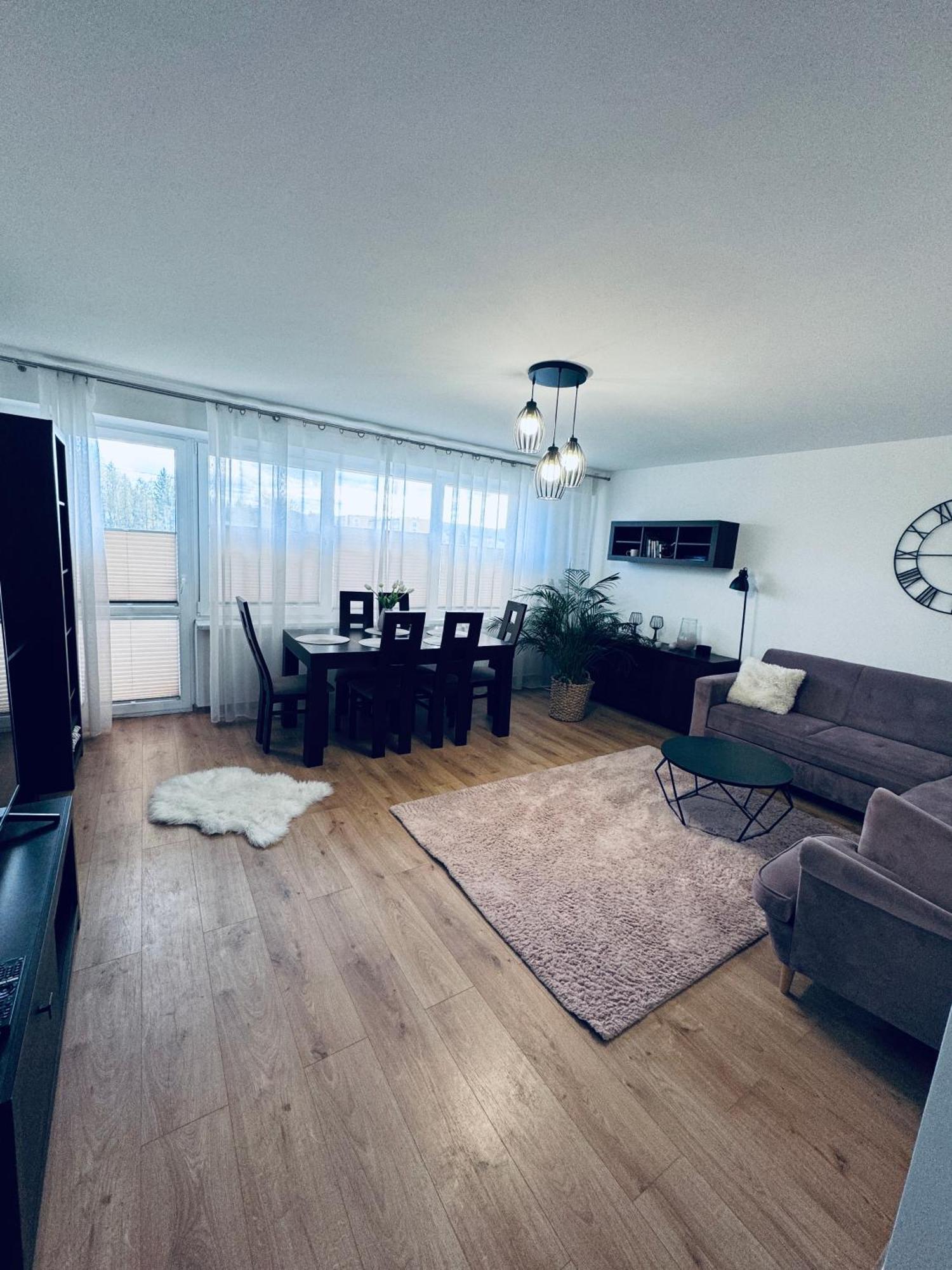 4 Pokojowy Apartament Posada Sanok Exteriér fotografie